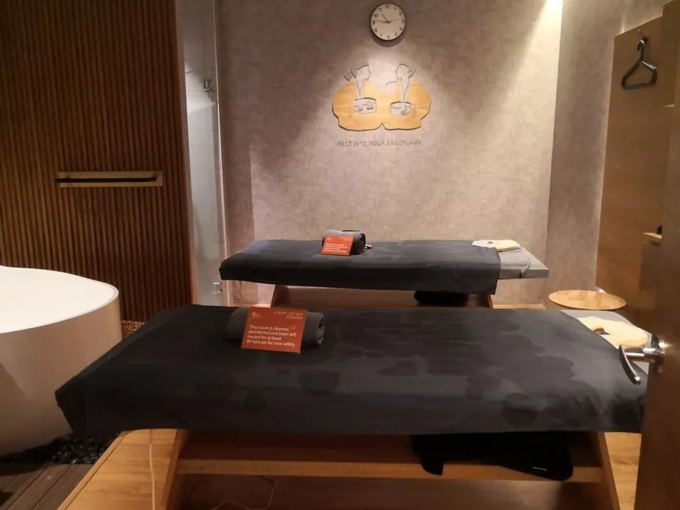 Aromatherapy at Urban Retreat Spa